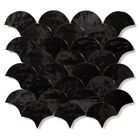 Carrelage Zellige Marocain Noir Intense Ecaille petit 7,8x9,8 cm